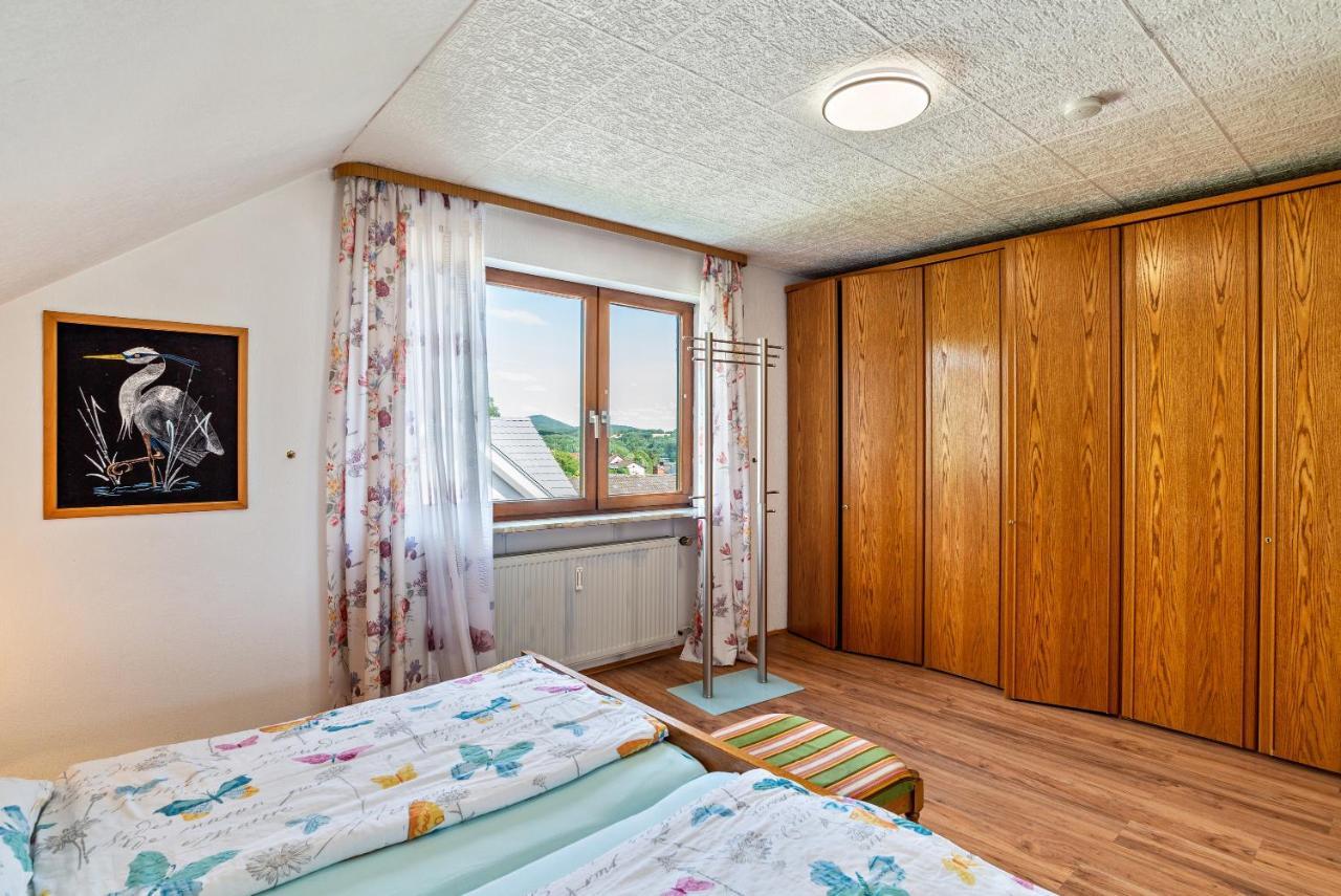 Apartamento Haus Guenter Und Valeria Gossersweiler-Stein Exterior foto